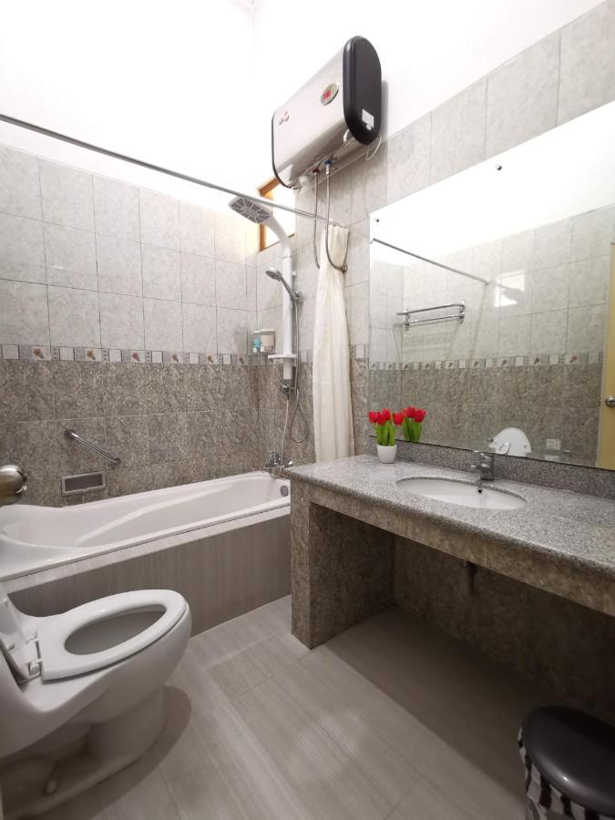 Nariska Suite Homestay Yogyakarta Luaran gambar